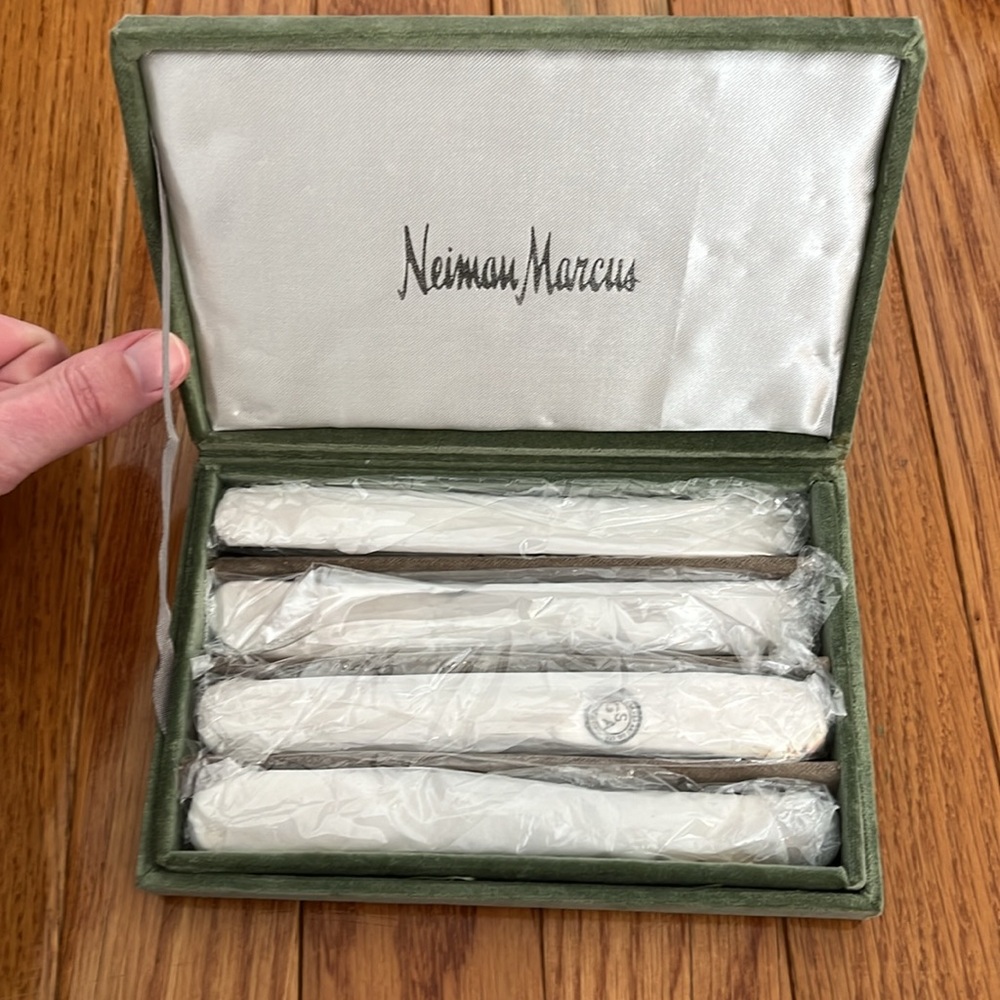 Vintage Neiman Marcus Godinger Silver Bread & Butter Knife Set